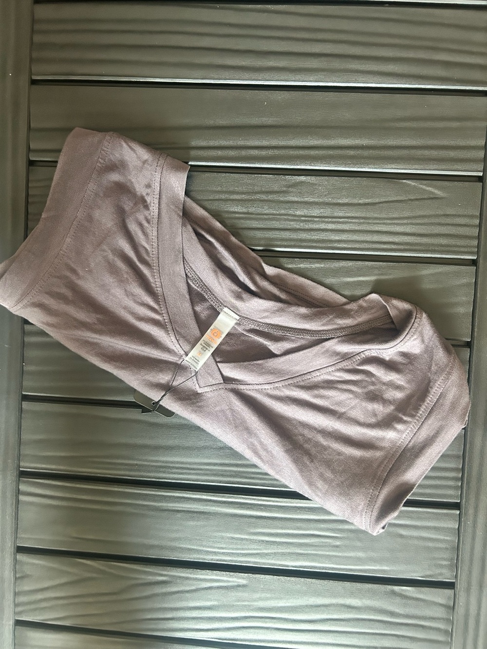 Mono B, NWT, Gray, Oversized,V-Neck, Tunic Knit Top, Size Medium - Picture 5 of 5